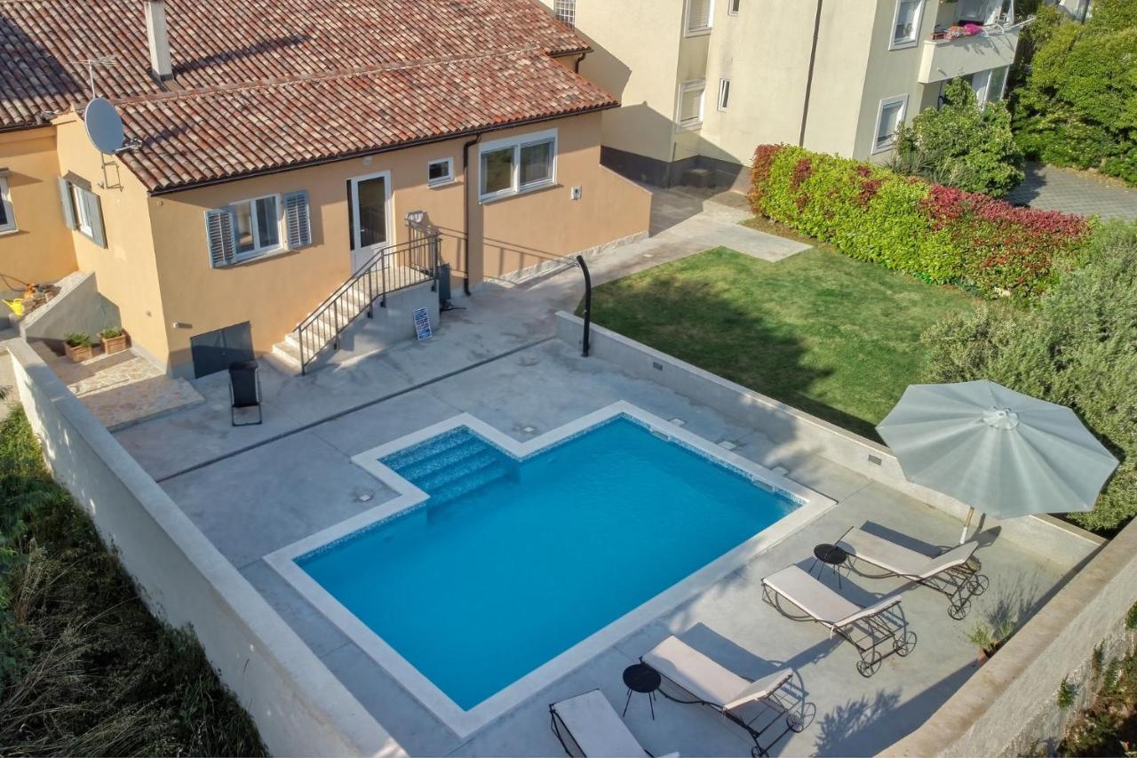 House Dragan 1231 Pula Exterior foto